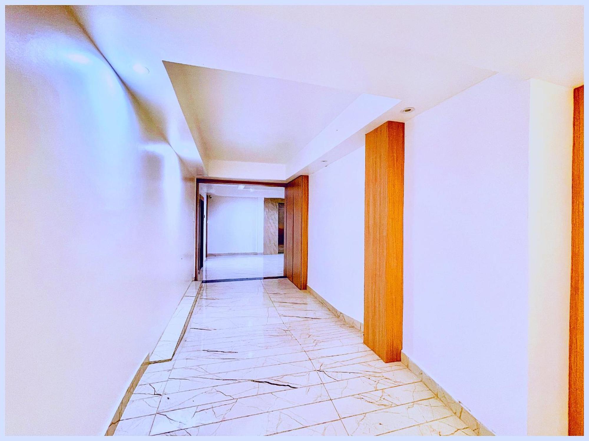 Premium Hotel Ujjain - G A R I M A - Near Mahakal Temple And Rivar - Railway Station - Hygiene & Spacious Room - With Wifi- And Parking Facilities - Best Hotel In 우자인 외부 사진